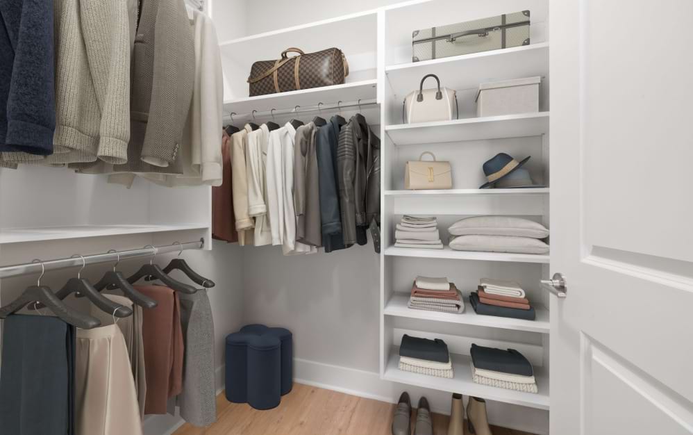 The Palomino - 2 bedroom floorplan layout with 2 bathrooms and 1137 square feet (Spacious Custom Closets)